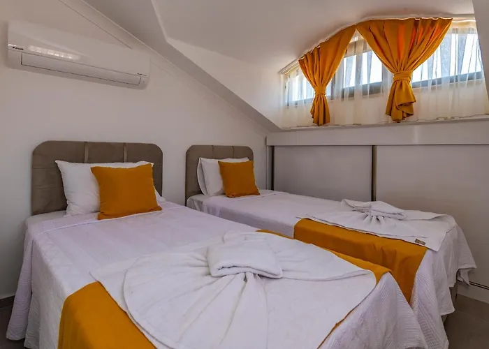 Willa Salkim- 4 Bedroom In Oludeniz *