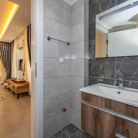 Salkim- 4 Bedroom In Oludeniz 别墅 费特希耶