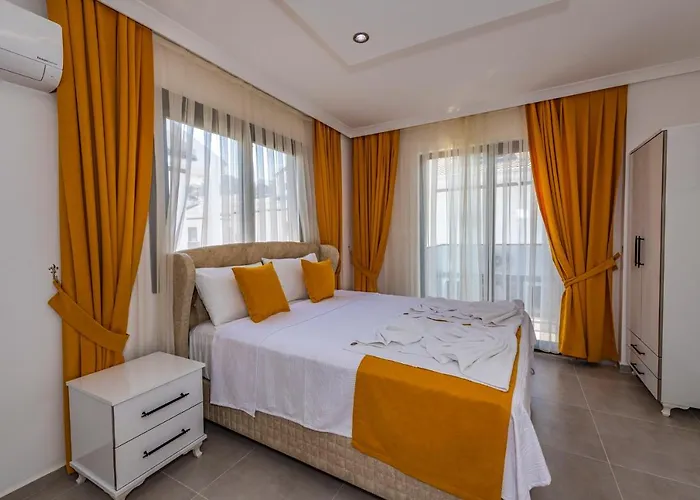 Salkim- 4 Bedroom In Oludeniz フェティエ