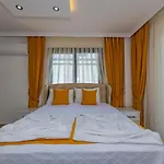Salkim- 4 Bedroom In Oludeniz Villa