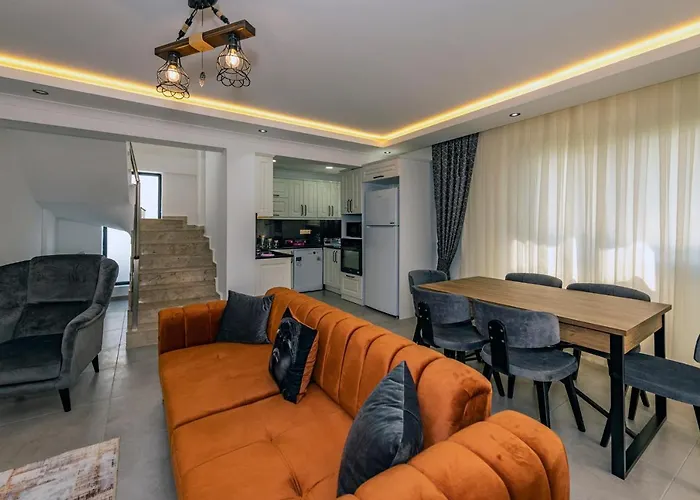 Willa Salkim- 4 Bedroom In Oludeniz
